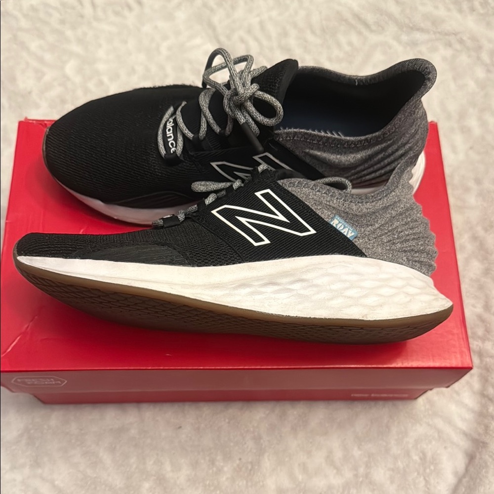 New Balance Women's ROAV Fresh Foam Sportstyle Running Shoes